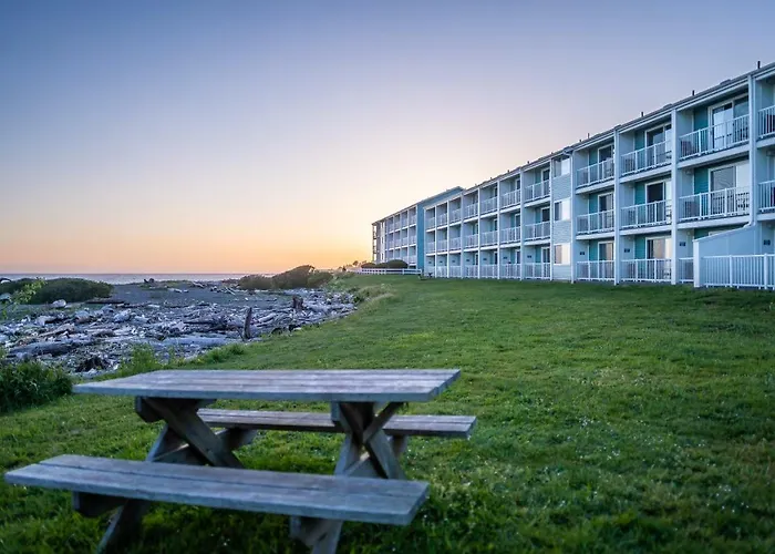 Beachfront Inn