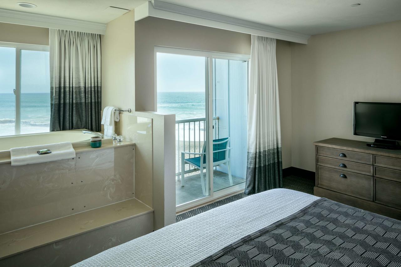 Beachfront Hotel Brookings